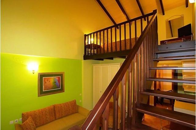 Guesthouse Michobeis Kamarina ภายนอก รูปภาพ